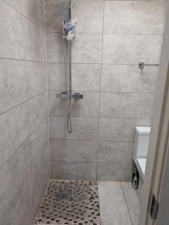Cosy, self-contained annexe - Windsor - 3