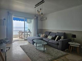 Juan les Pins Front de Mer 2P parking Colombier - Antibes - 5