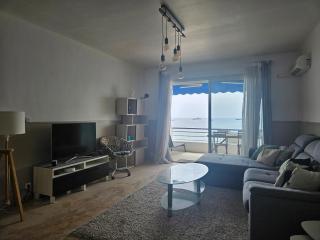 Juan les Pins Front de Mer 2P parking Colombier - Antibes - 1