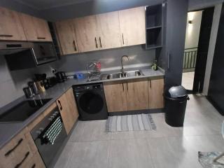Lola Apartments B12 - Gaborone - 1