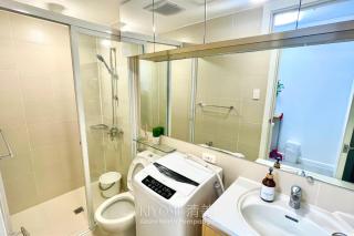Japandi Style Studio for Couples with Netflix, Karaoke & Boardgames - San Fernando - 1