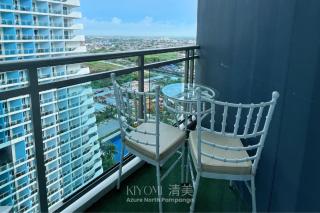 Japandi Style Studio for Couples with Netflix, Karaoke & Boardgames - San Fernando - 4