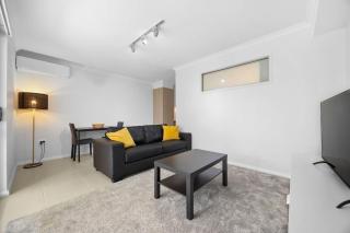 Modern Coastal Escape in the Heart of Rockingham - Rockingham - 4