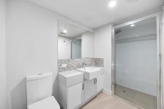 Modern Coastal Escape in the Heart of Rockingham - Rockingham - 3
