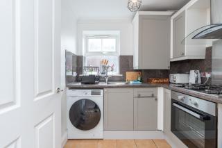 Open Mind Property -2 Bedrooms with FREE parking - Bournemouth - 4
