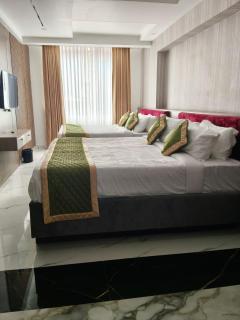SABU's GRAND ROYALE HOTEL,Trivandrum - Jāmb - 9