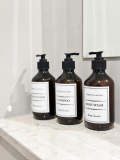 CasaHue - Canal x Burj View - 4Guest - Award Winning - 3