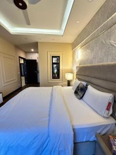 Elysium Suites By LMY Front of Centaurus Mall Islamabad - 6