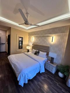Elysium Suites By LMY Front of Centaurus Mall Islamabad - Islamabad - 5