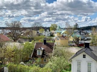 Central penthouse rooms near ferry, bus, nature - Vaxholm - 2