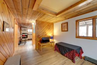 Love Shack Retreat Cabin with Deck and Yard! - 6