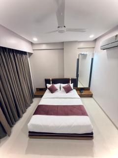 Hotel The Container Kolhapur - Kolhapur - 2