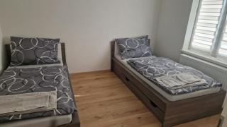 Red Bull Ring Private Room with Garden and Kitchen - Zeltweg - 8