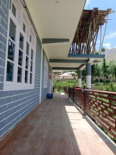 Norsam stargazing hotel and restaurant - Nako - 3