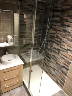 Au calme entre les pins a 300m de la plage - 7