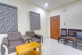 FabHotel Dharani Grand - Khammam - 4