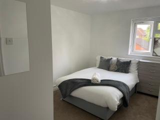 Elegant home for your relaxation - Bletchley - 5
