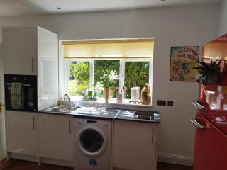 Old School House-2 bedroom-sleeps 6-large garden - Ledbury - 9