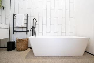 Two-Bedroom Apartment with Hot Tub in De Waterkant - 6