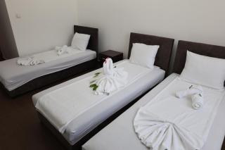 Hotel Lobo Budva - 1