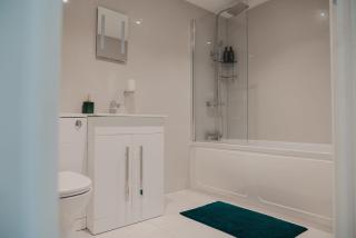 Modern Flat l Molineux 5 Min l Smart TV l WiFi l Free Parking - Wolverhampton - 8