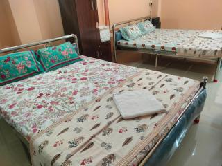 Sarojinilaya Homestay - Guwahati - 9
