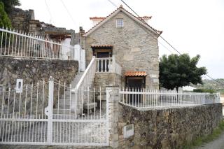 Stone House - Salzedas - 0