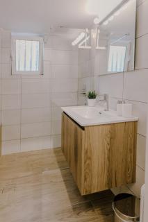 Suite Home Nikaia Metro! - Piraeus - 1
