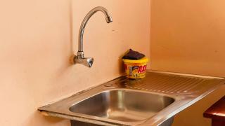 Safari Roots Hostel - - 5