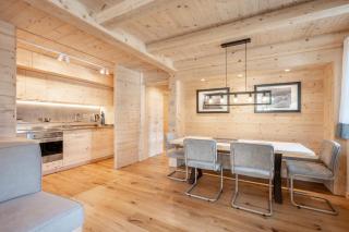 Brand new large 4 bedroom in great location - 4