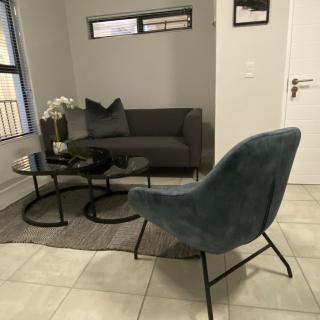 Modern 1BR Near OR Tambo, Wi-Fi, Secure Parking - Boksburg - 5