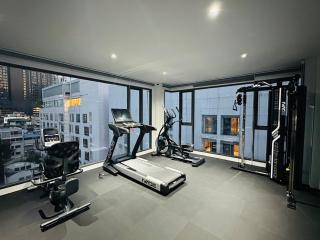 6th Avenue Sukhumvit BKK 301 BTS Asoke Nana MRT - 3