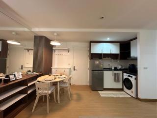 6th Avenue Sukhumvit BKK 301 BTS Asoke Nana MRT - 1