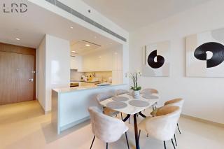 Elegant 2BR with Maids and Stunning Canal Views - 2