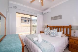 16 Bronze Beach - Beachfront Bliss - Durban - 1