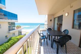 16 Bronze Beach - Beachfront Bliss - Durban - 0