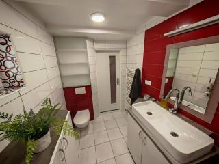 Hortenzia House with Free Parking - Vyšné Opátske - 4