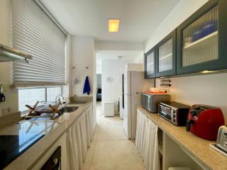 Apartamento Vista Mar no Guarujá - Praia das Pitangueiras - 5