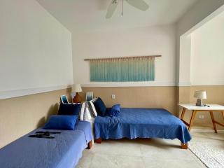 Apartamento Vista Mar no Guarujá - Praia das Pitangueiras - Guarujá - 3