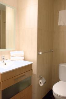 Sweet BCN Three Bedroom Apartment - 1