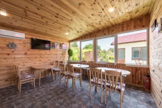Sea Breeze Vacation House I BBQ & Jacuzzi - Ezerets - 2