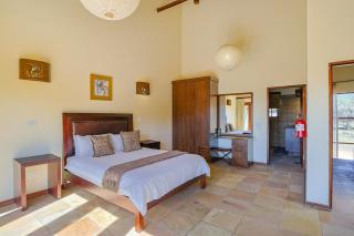 Stunning Bushveld Villa 84 - Warmbaths - 3