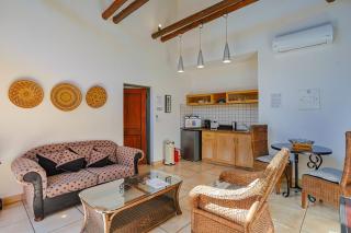 Stunning Bushveld Villa 84 - Warmbaths - 2