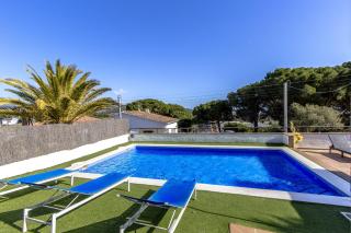 Catalunya Casas Beautiful Villa in Sant Pol de Mar 60km from Barcelona - San Pol de Mar - 7