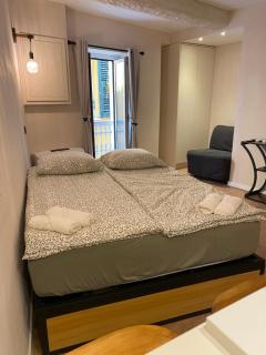 Refurbished apartment in the Old Town, steps from the beach - Menton - 7