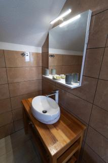 Rooms by the sea Sutivan, Brac - 24402 - 4