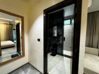Emerald Villa- Private pool Hyderabad by Homeyhuts - Hyderabad - 6