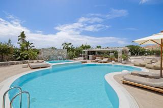 Orabel Suites Santorini (Adults Only) - Perivolos (Perissa) - 9