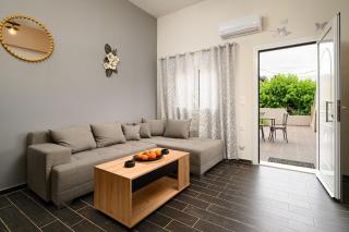Petros & Eirini Home - Zaros - 8