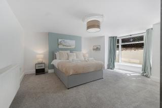 Spacious! 6BR in Beach Road - South Shields - 1